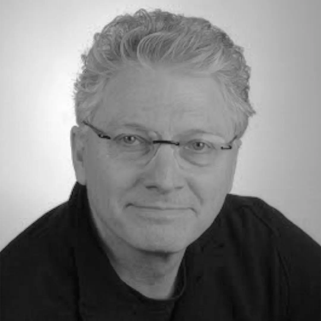 John BIGUENET | since 2005 at Paris American Academy | John BIGUENET is an author